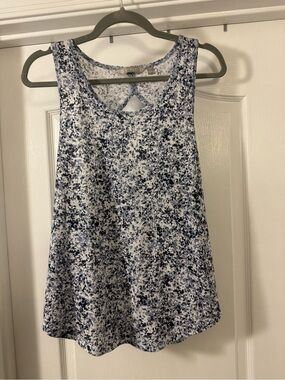 Athleta Grey, Black, and White Speckled Open-Back Tank